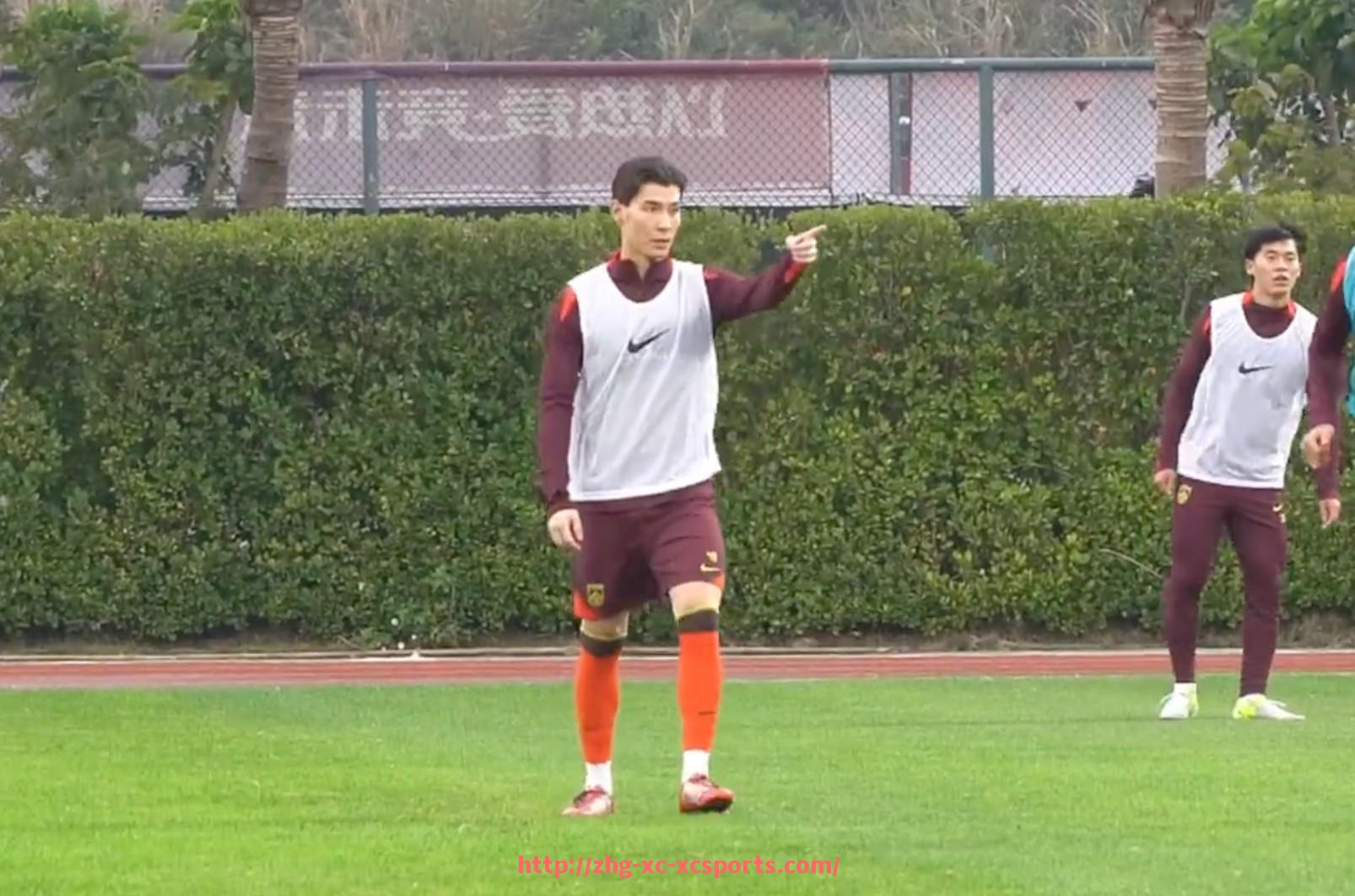 杏彩体育-法甲经典进攻配合战术解析及实例